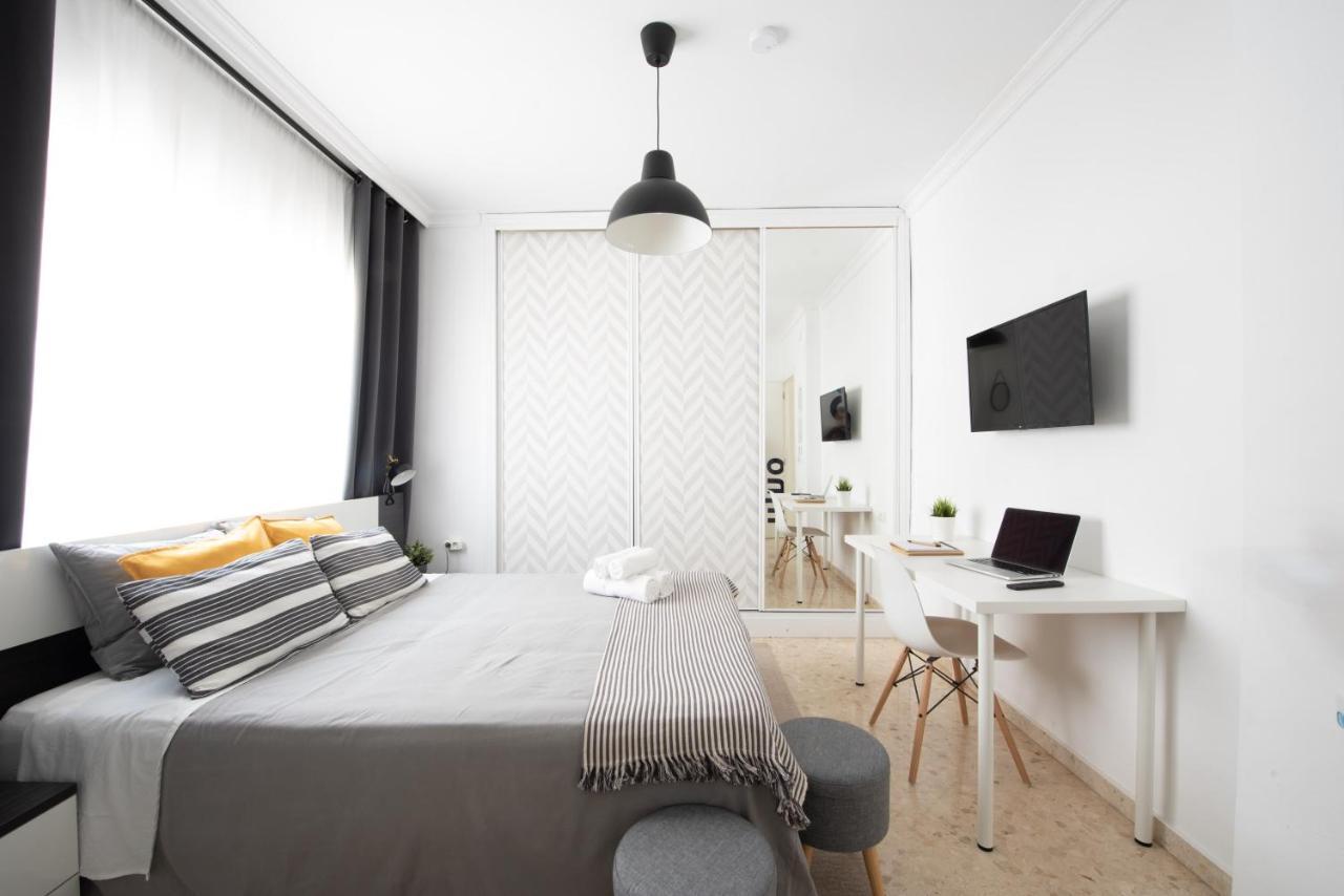 Nordik Rooms Urban - Trinidad "Copenhague" Málaga Exteriör bild