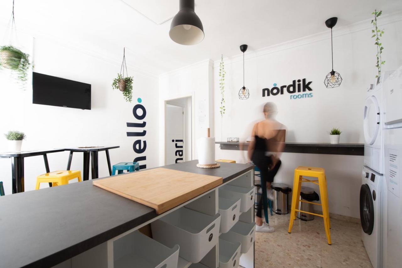 Nordik Rooms Urban - Trinidad "Copenhague" Málaga Exteriör bild